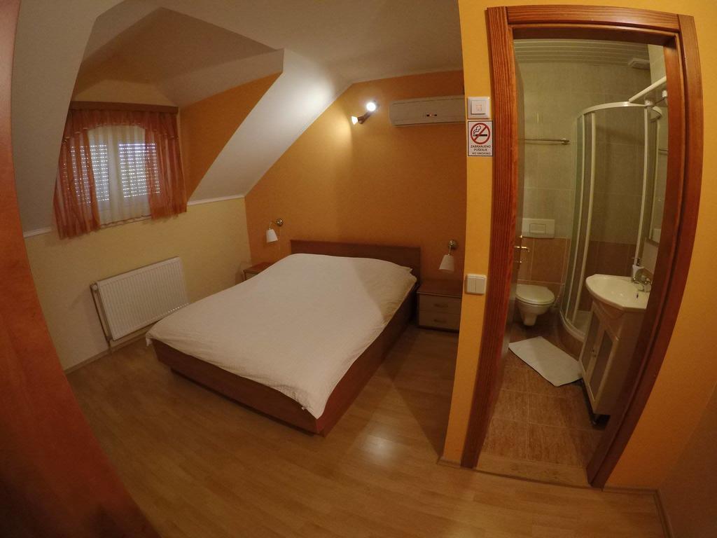 Bed and Breakfast Pansion Rody Gornja Stubica Экстерьер фото